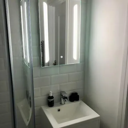 Cheerful One Bedroom In City 都柏林
